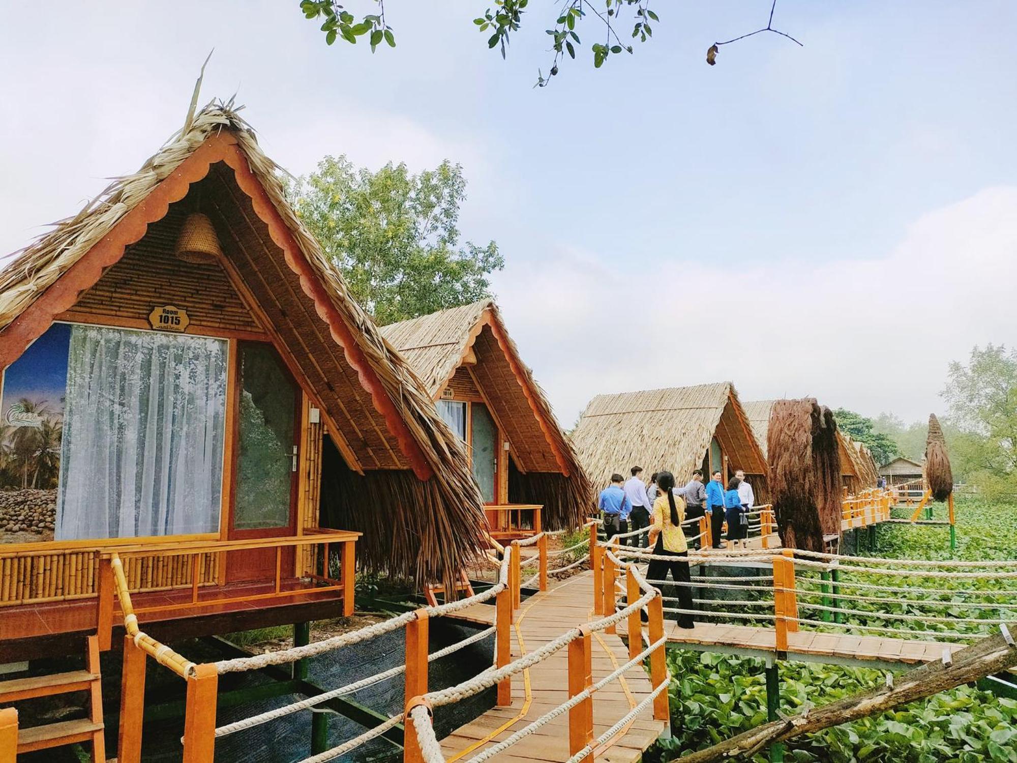 Coco Island Con Phung Hotel Ben Tre Exterior photo